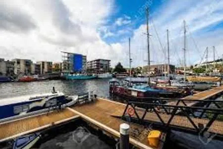 Holiday home 2 Bdrm House Off Whiteladies Free Parking Sleeps 6
